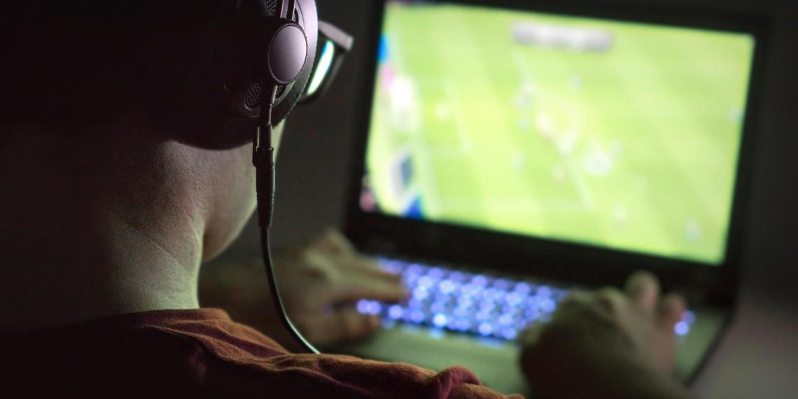 Advierten sobre riesgos en los juegos de apuestas online para menores de 18 años en Neuquén