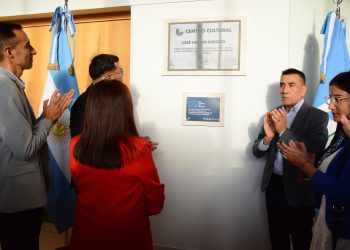 José Rioseco ya es oficialmente el nombre del Centro Cultural de Cutral Co