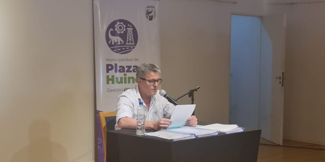 Claudio Larraza: “En Plaza Huincul faltan 285 millones de pesos que tenían destinos específicos”