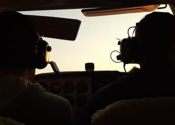 Conmovedora despedida para los dos pilotos del Aeroclub de Cutral Co