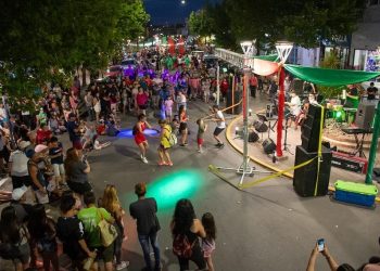 Cutral Co despidió el 2023 con una fiesta callejera
