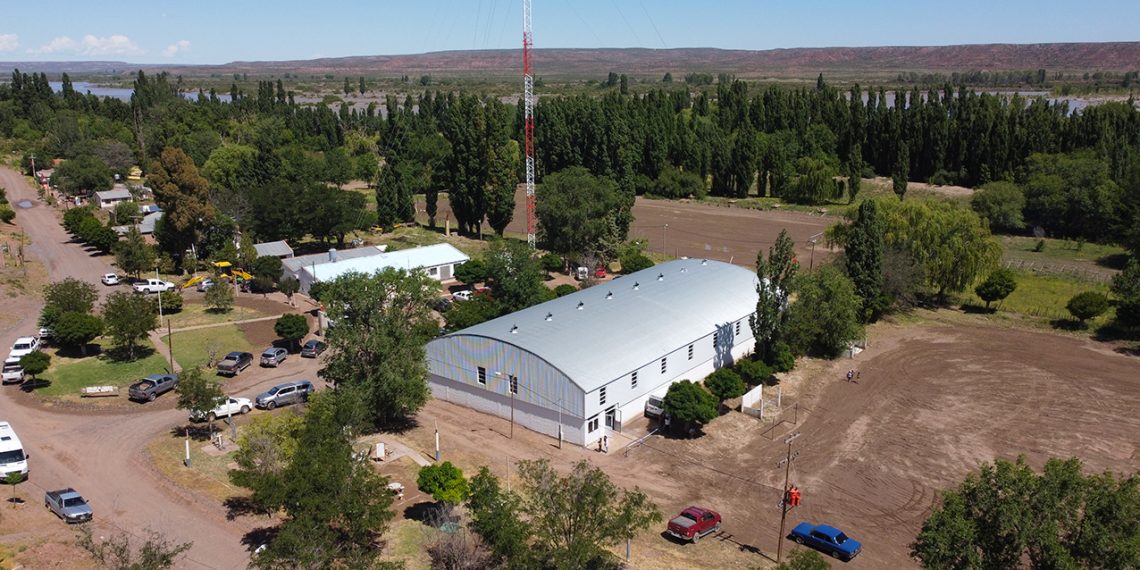 Inauguraron el gimnasio en Sauzal Bonito