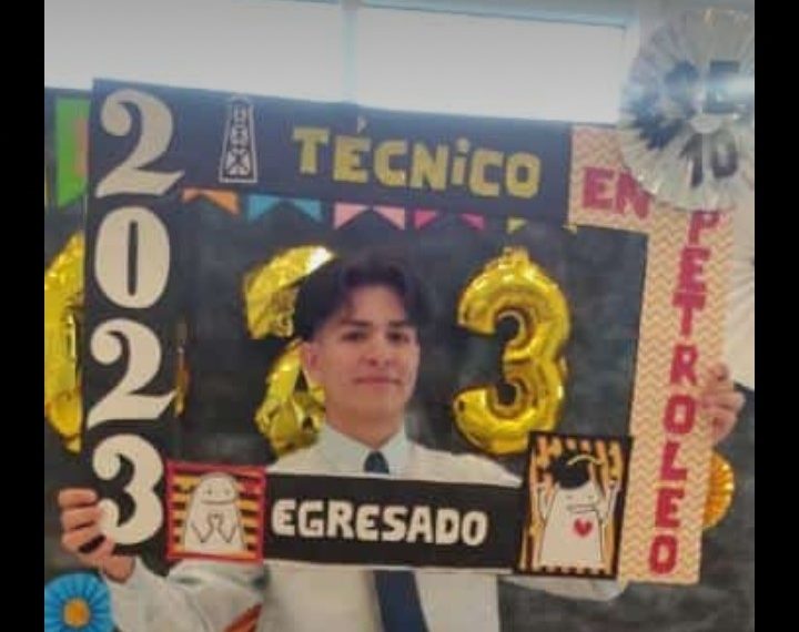 Nuevo egresado de la EPET 10