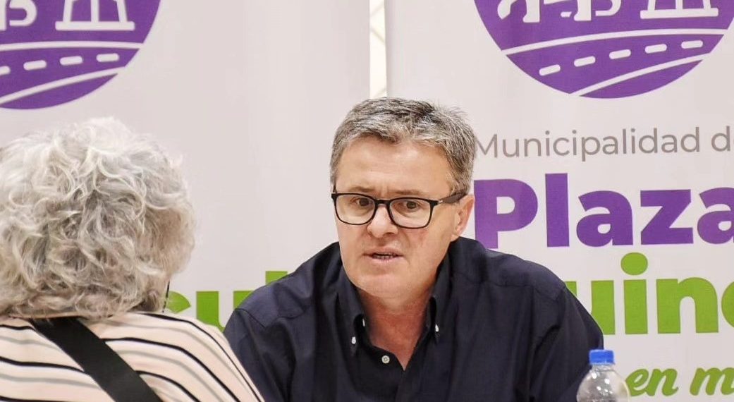 Claudio Larraza anunció un reordenamiento en planes y decretos