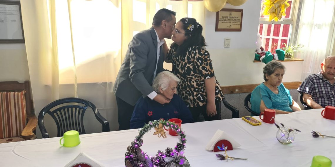El hogar de ancianos “Carmen Funes” celebró 43 años con un emotivo homenaje a José Rioseco