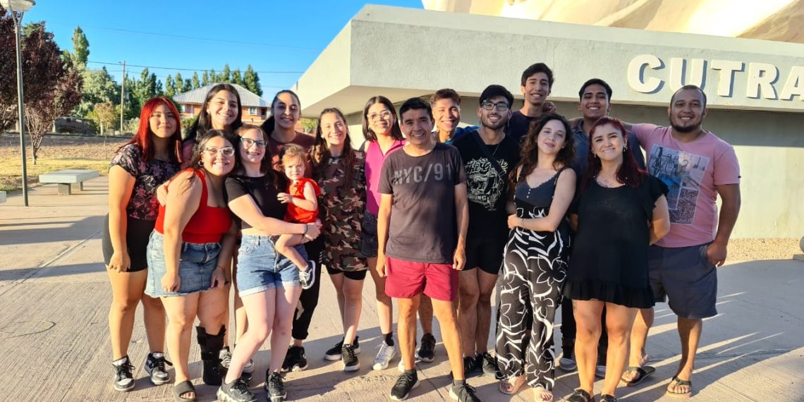 Danza y Pasión regresó a Cutral Co, luego de su desempeño en la final del Pre Cosquín