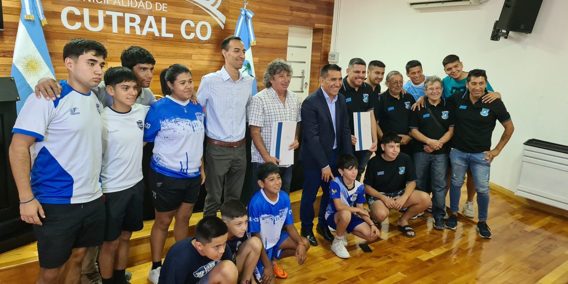 Alianza y Rivadavia recibirán un aporte económico de la municipalidad