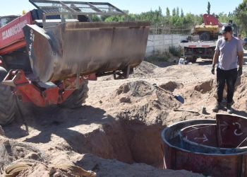 Plaza Huincul: Se expande la red cloacal del barrio Otaño