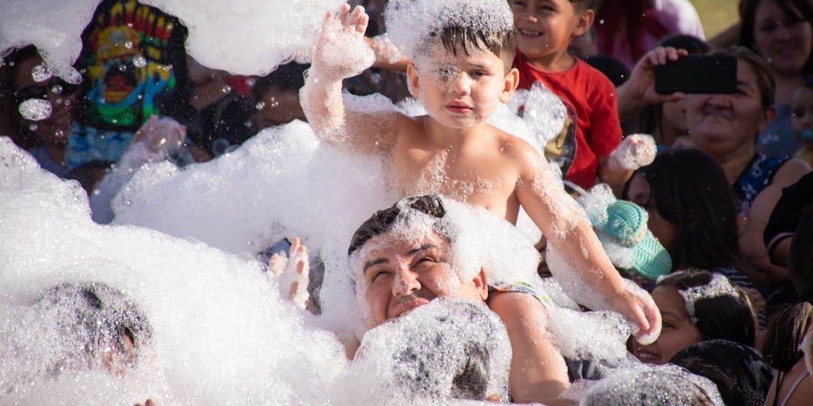 Exitosa Fiesta de la Espuma en el Parque de la Ciudad de Cutral Co