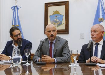 Habrá cambios en el ISSN: pagarán a tiempo a los médicos para que no cobren extra a los afiliados