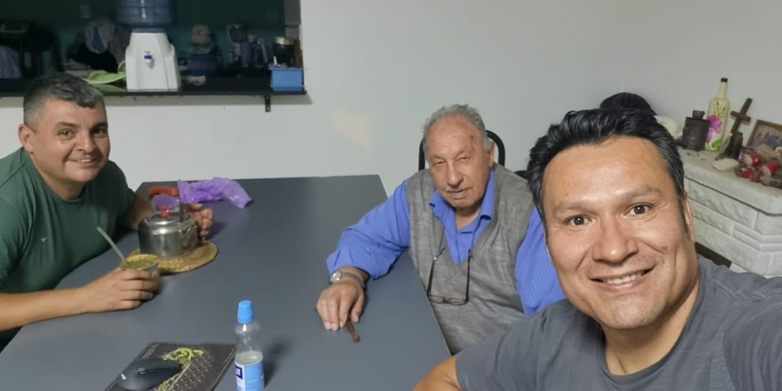 ¿Nueva línea política en el MPN? Osvaldo Llancafilo estuvo con referentes de Cutral Co