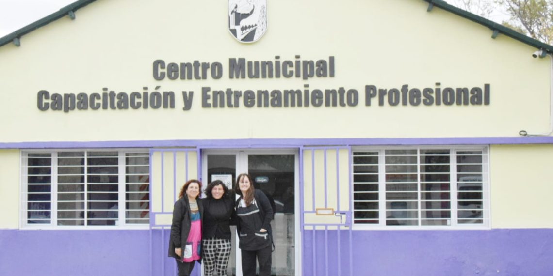 La escuela Especial N° 2 se muda al Centro de Capacitación de Plaza Huincul