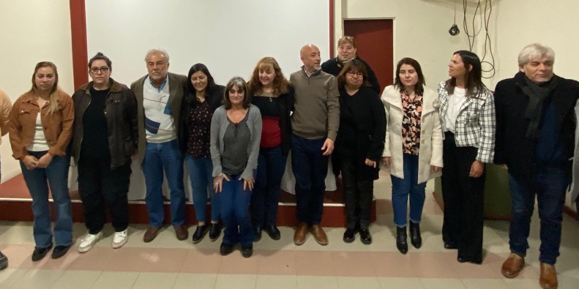 Se firmaron convenios para fortalecer la convivencia en Plaza Huincul