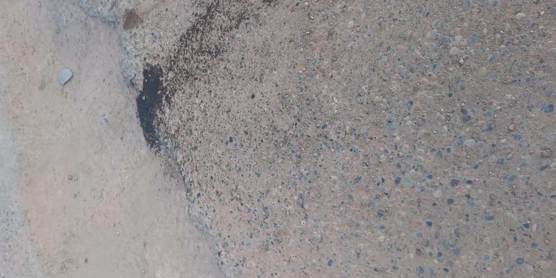 Vecina de Cutral Co reclama a municipio de Plaza Huincul por daños en su auto