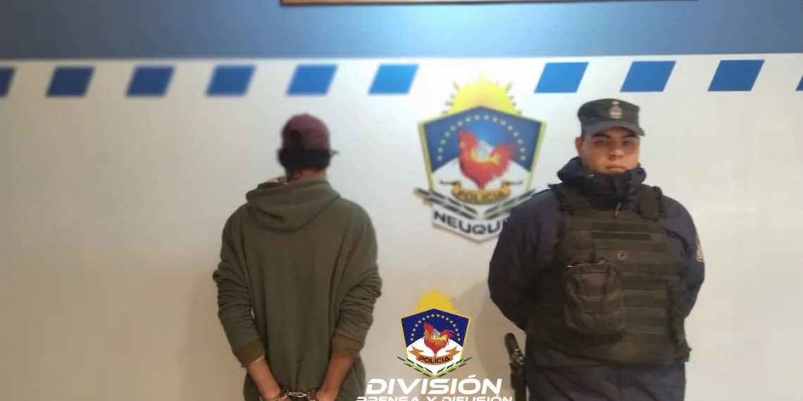 Cutral Co: Denunciaron desorden en la calle y demoraron a un hombre con pedido de captura