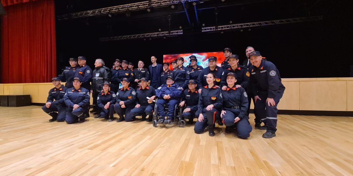 Hubo emoción en el acto por el día de los bomberos voluntarios en Cutral Co