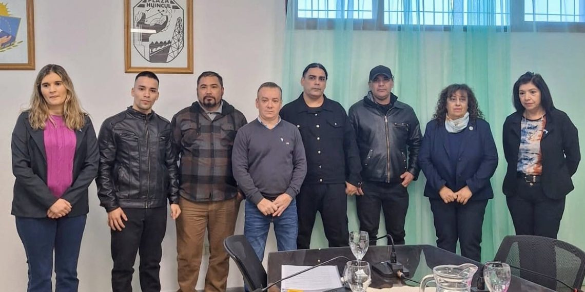 Reconocieron la trayectoria de Chewelche en el Concejo de Plaza Huincul