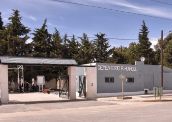 Plaza Huincul convoca a regularizar documentación del cementerio local
