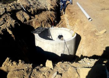 Continúan las obras de saneamiento en el barrio Nehuen Che de Cutral Co