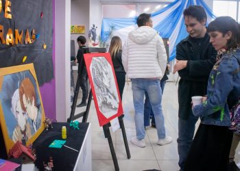Quedó inaugurada la Muestra Colectiva de Arte en Cutral Co
