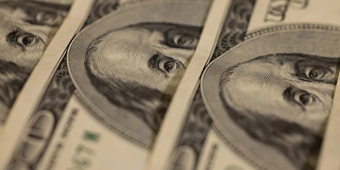 Quiso comprar dólares y terminó estafado en 450 mil pesos en Cutral Co