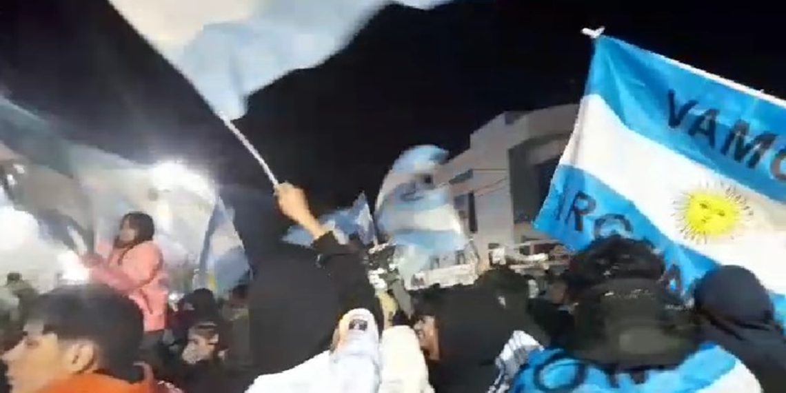 Cutral Co y Plaza Huincul festejó el triunfo de Argentina en la madrugada