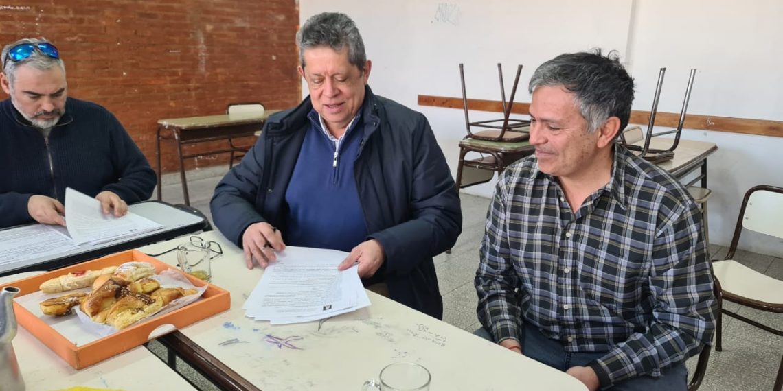 Dos empresas más recibirán estudiantes de la EPET 10 y esperan por más petroleras