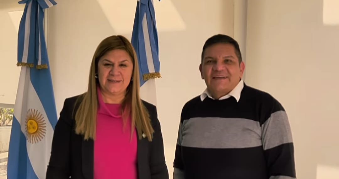 La vicegobernadora Gloria Ruiz recibió al concejal de Cutral Co César Pérez