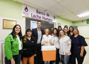 Jesús San Martín visitó el banco de Leche Humana