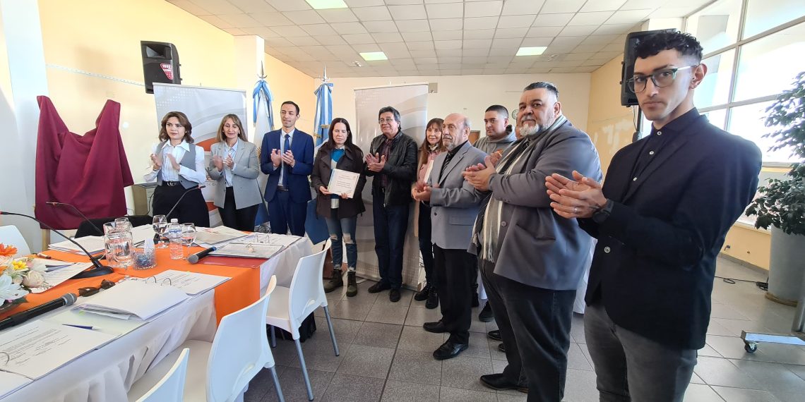 Reconocieron la trayectoria de la agrupación folklórica “La Telesita” en Cutral Co
