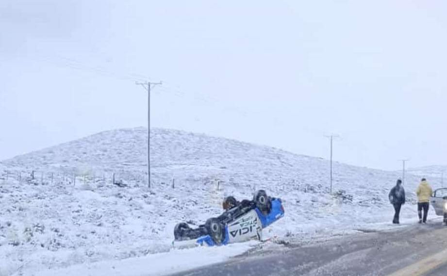 Volcó un patrullero en la Ruta 237: sin heridos