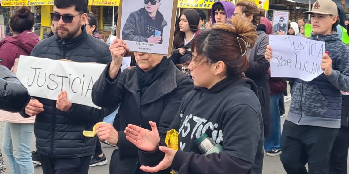 Crimen de Luciano: reclamaron justicia por las calles de Cutral Co