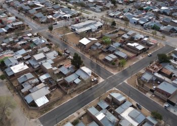 Ya finalizó la obra de asfalto en el barrio Centenario de Plaza Huincul