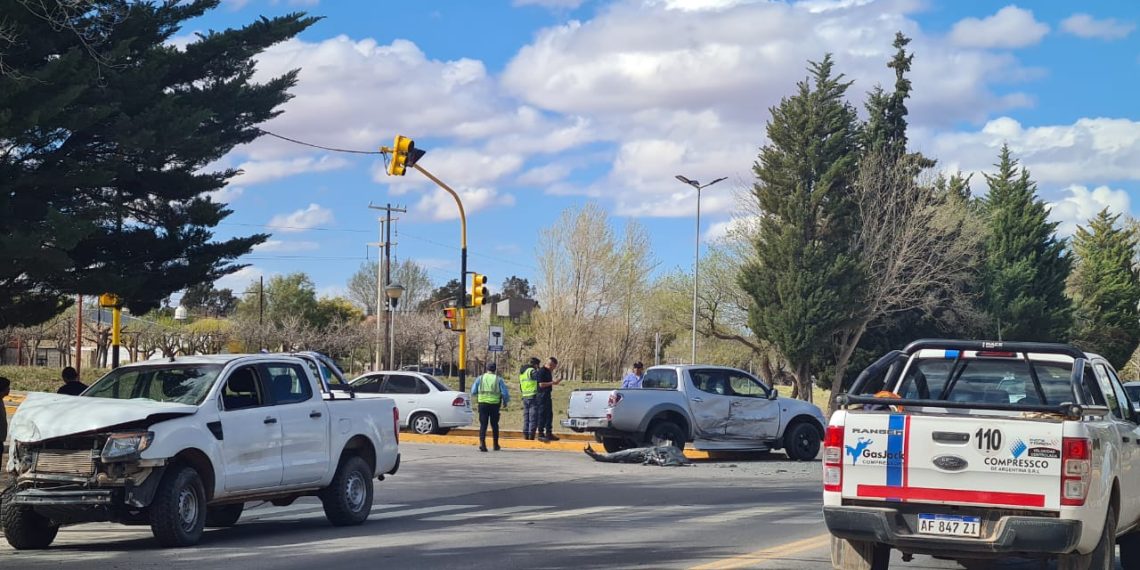 Cutral Co: Dos personas heridas tras un violento choque en la ruta 22
