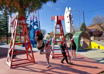 Plaza del barrio Ruca Quimey recibe la primavera totalmente renovada