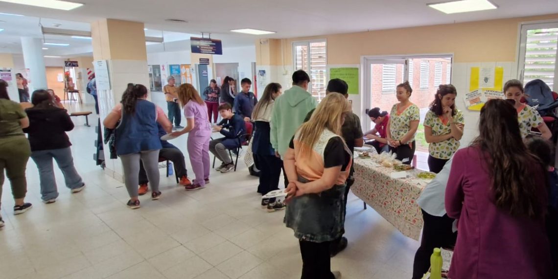En el día de la alimentación hay charlas y talleres desde el hospital de Cutral Co