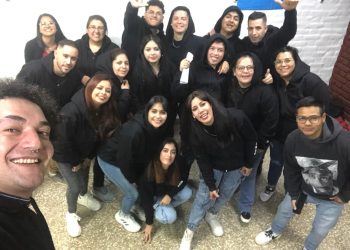 Saludan a egresados del Cpem 85