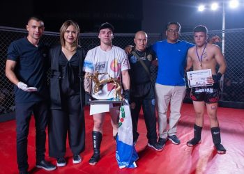 Santiago Garrido se quedó con su combate en Cutral Co