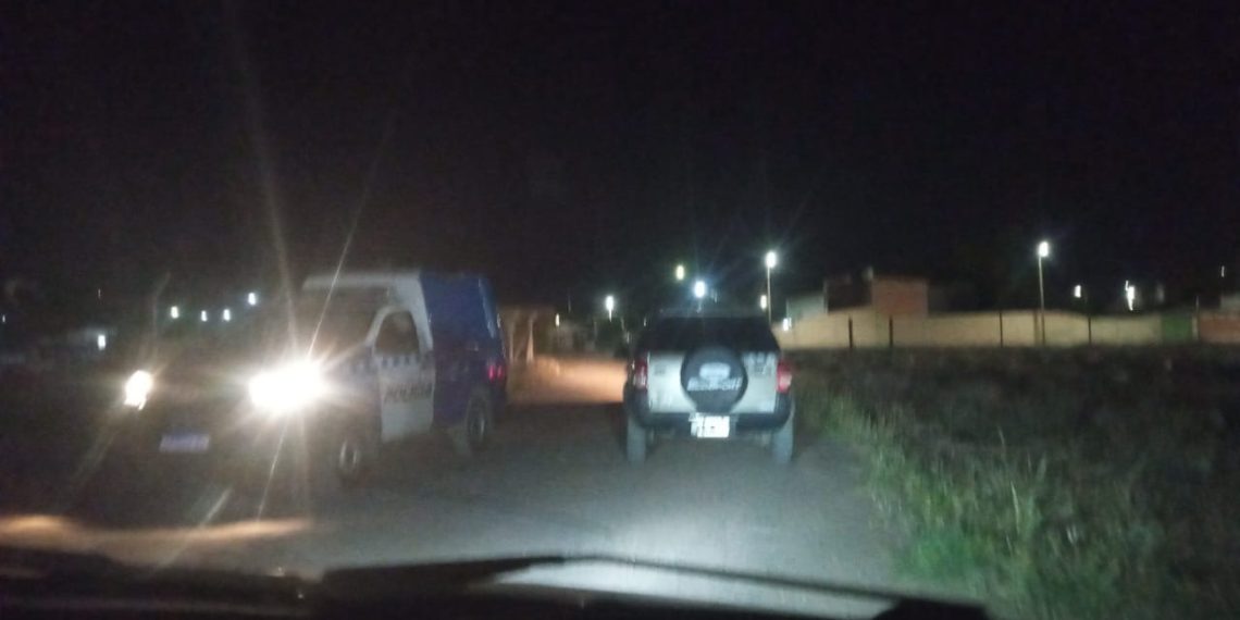 Cutral Co: Sacaron a un niño de una camioneta y la robaron