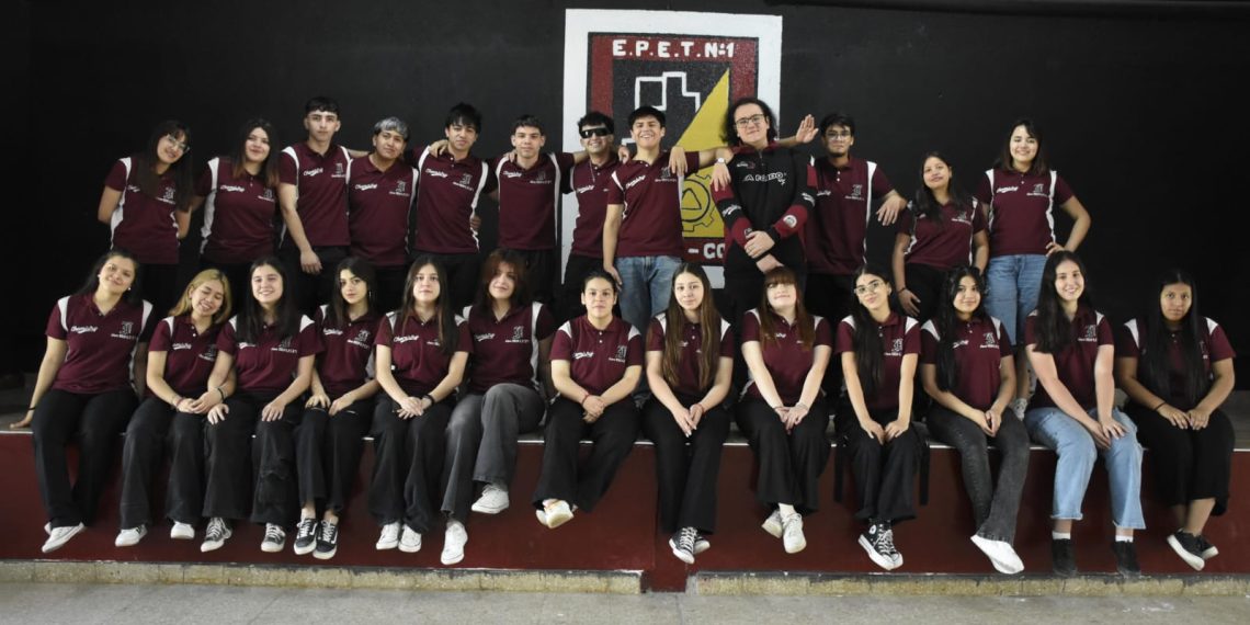 Saludos para egresados de la EPET N° 1
