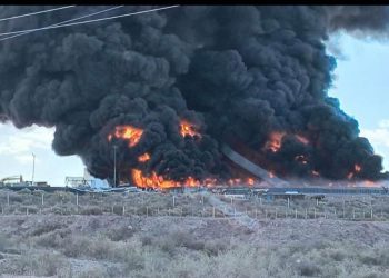 Bomberos acudieron en ayuda del cuartel de Añelo por fuego en una base