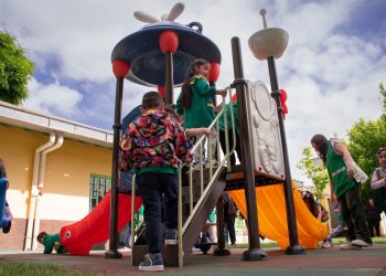 Municipio de Cutral Co compró juegos seguros para el jardín 4 y de Copelco