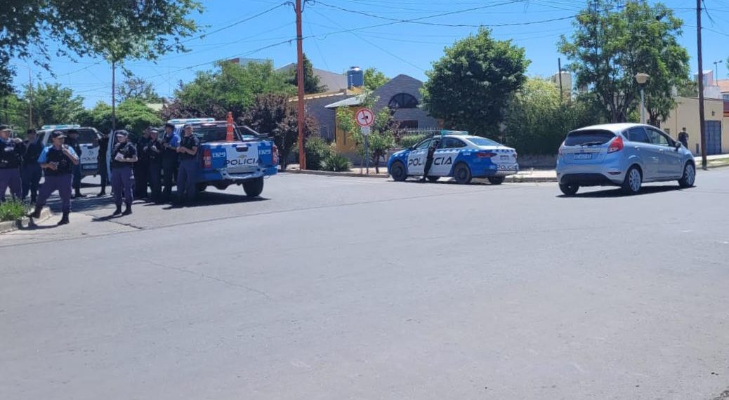 Violencia en el partido de sexta división entre Alianza y Petrolero deja un chico herido