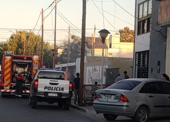 Cutral Co: controlaron un principio de incendio en un cesto de residuos