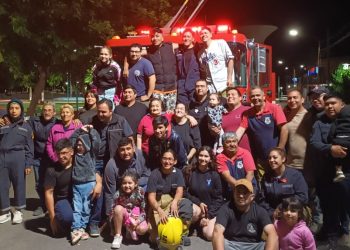 Bomberos recibieron una nueva autobomba en Plaza Huincul