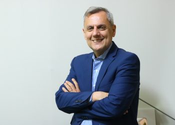 Llega Bernardo Stamateas a Plaza Huincul para presentar su libro