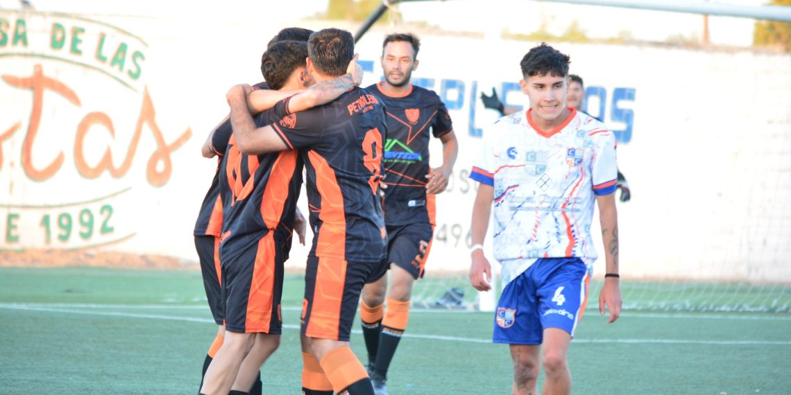 Petrolero Argentino le ganó a Cumbres como local