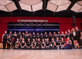 Más de 30 bailarinas y bailarines se presentaron a la prueba realizada para el Ballet Municipal