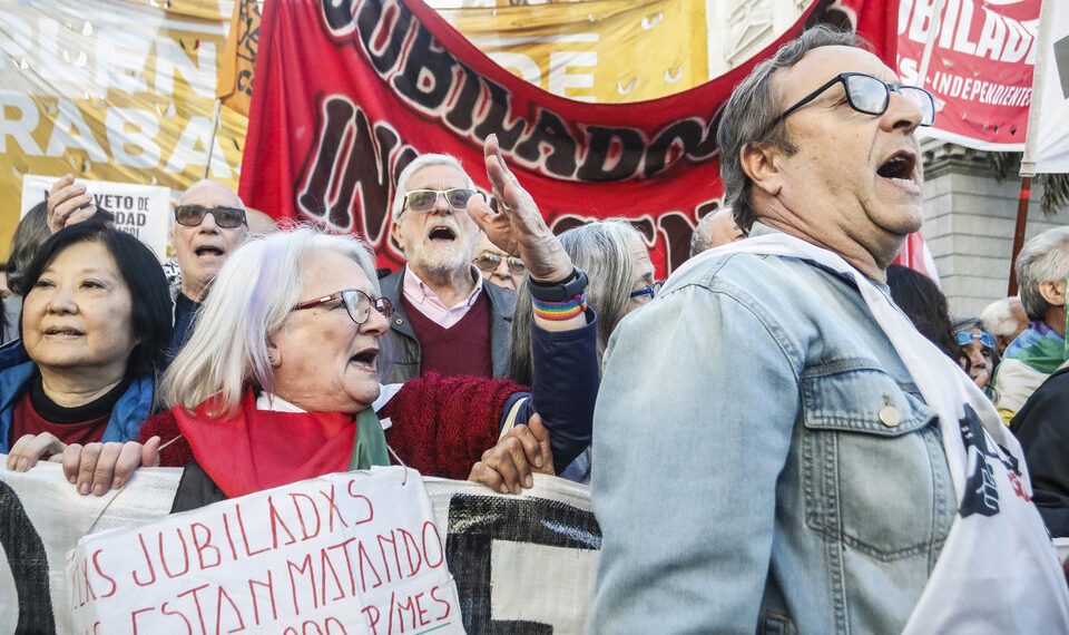 Cutral Co: convocan hoy a acompañar a jubilados y jubiladas