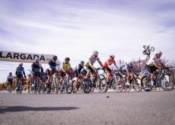 La 3ra Vuelta Ciclística por el aniversario del Club Mosconi tuvo su cierre en Cutral Co
